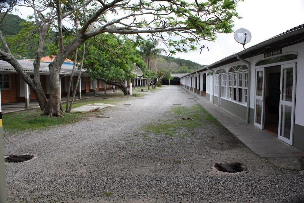 Hotel Residencial Ilhabela ฟลอเรียนอโปลิส ภายนอก รูปภาพ